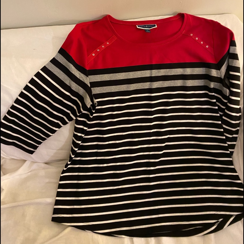 KAREN SCOTT NWOT XL